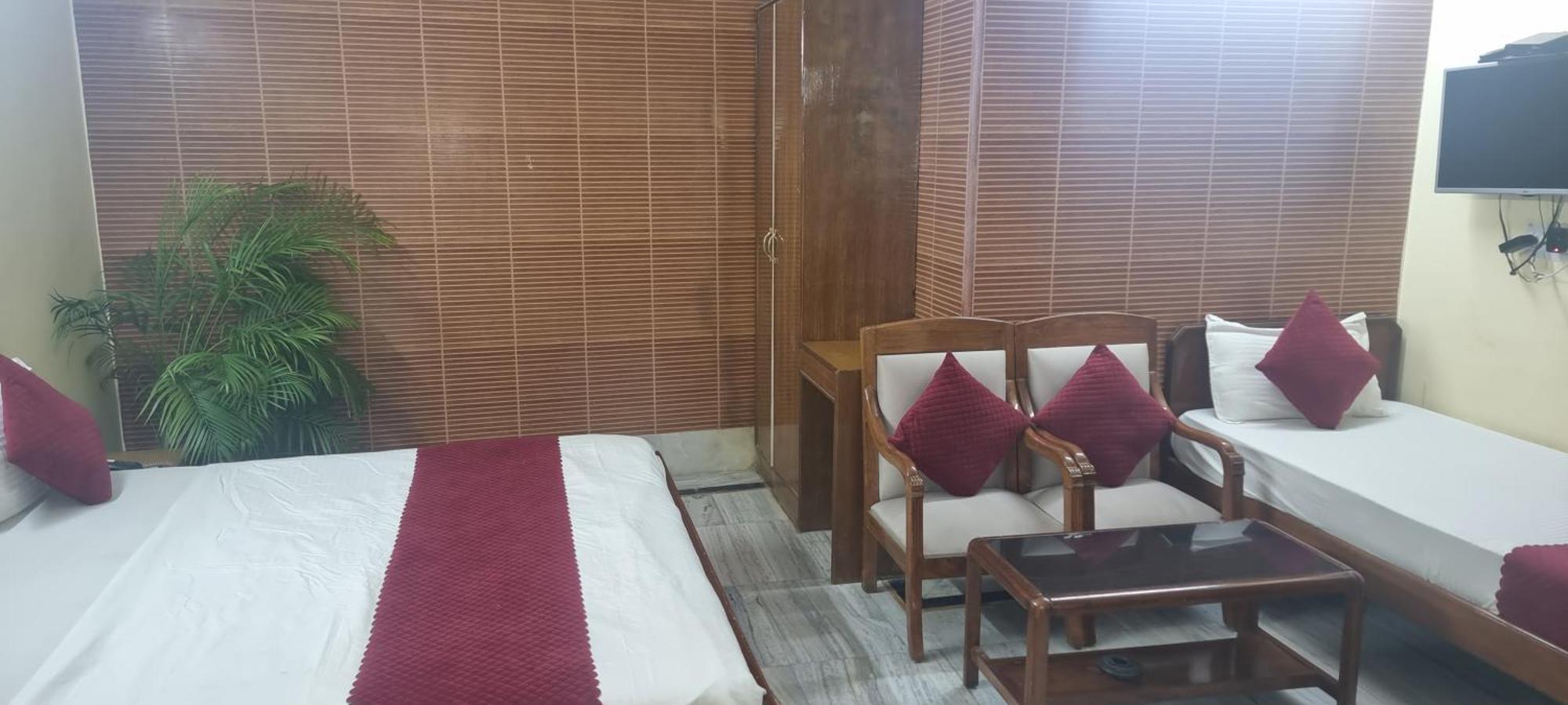 Hotel Har Ki Pauri By Around Stays Haridwār Exterior foto